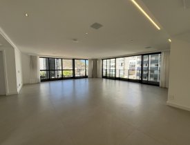 RARIDADE DE 04 QUARTOS COM 4 VAGAS DE GARAGEM + SALA AMPLA E INTEGRADA NA PRAIA DO CANTO