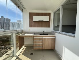 APARTAMENTO DE 2 QUARTOS C/ 1 SUITE, VARANDA GOURMET E CLIMATIZAÇÃO TOTAL, EM PRAIA DE ITAPARICA
