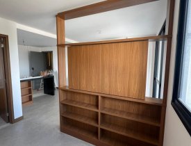 STUDIO COM ARMÁRIOS MODULADOS E LAZER COMPLETO NA MATA DA PRAIA