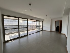 LUXUOSO APARTAMENTO DE 4 QUARTOS E 4 SUÍTES NA ENSEADA DO SUÁ