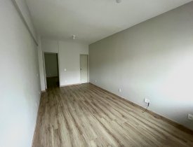 EXCELENTE SALA COMERCIAL COM VAGA DE GARAGEM NA AVENIDA NOSSA SENHORA DA PENHA