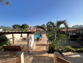 CASA DE ALTO PADRÃO NA ILHA DO BOI | 4 QUARTOS, 2 SUÍTES, PISCINA E VISTA PARA O MAR