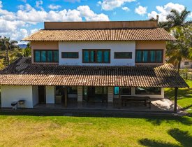 MANSÃO DE 05 SUÍTES, LAZER PRIVATIVO COMPLETO EM GUARAPARI - PORTEIRA FECHADA!