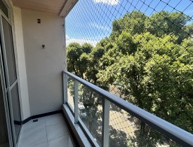 APARTAMENTO 2 QUARTOS COM VAGA DE GARAGEM COBERTA E LOCALIZAÇÃO PRIVILEGIADA EM JARDIM DA PENHA