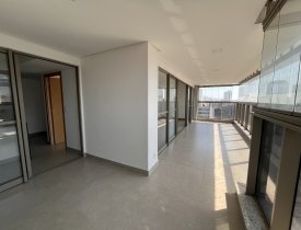 LUXUOSO APARTAMENTO DE 4 QUARTOS E 4 SUÍTES NA ENSEADA DO SUÁ