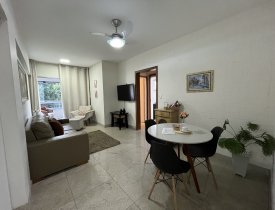 APARTAMENTO MOBILIADO, NA 2ª QUADRA DO MAR DE CAMBURI, COM 2 QUARTOS, VARANDA E GARAGEM 
