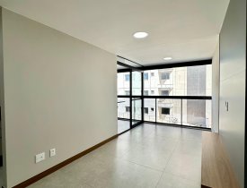 APARTAMENTO DE 02 QUARTOS/SUÍTE COM MÓVEIS MODULADOS E LAZER COMPLETO NA MATA DA PRAIA
